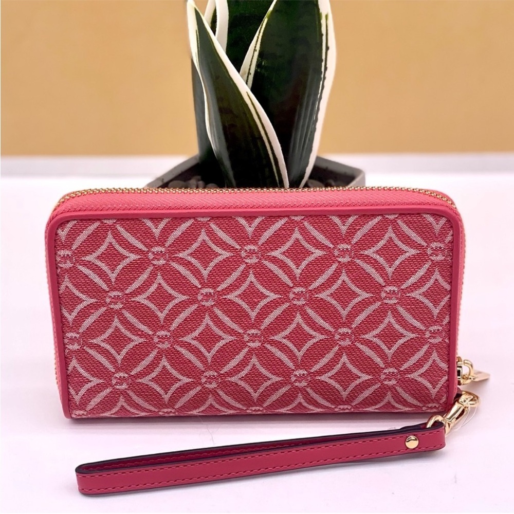Michael Kors Jet Set Travel Multifunction Large Phone Wallet MK Light Berry - Picture 9 of 10